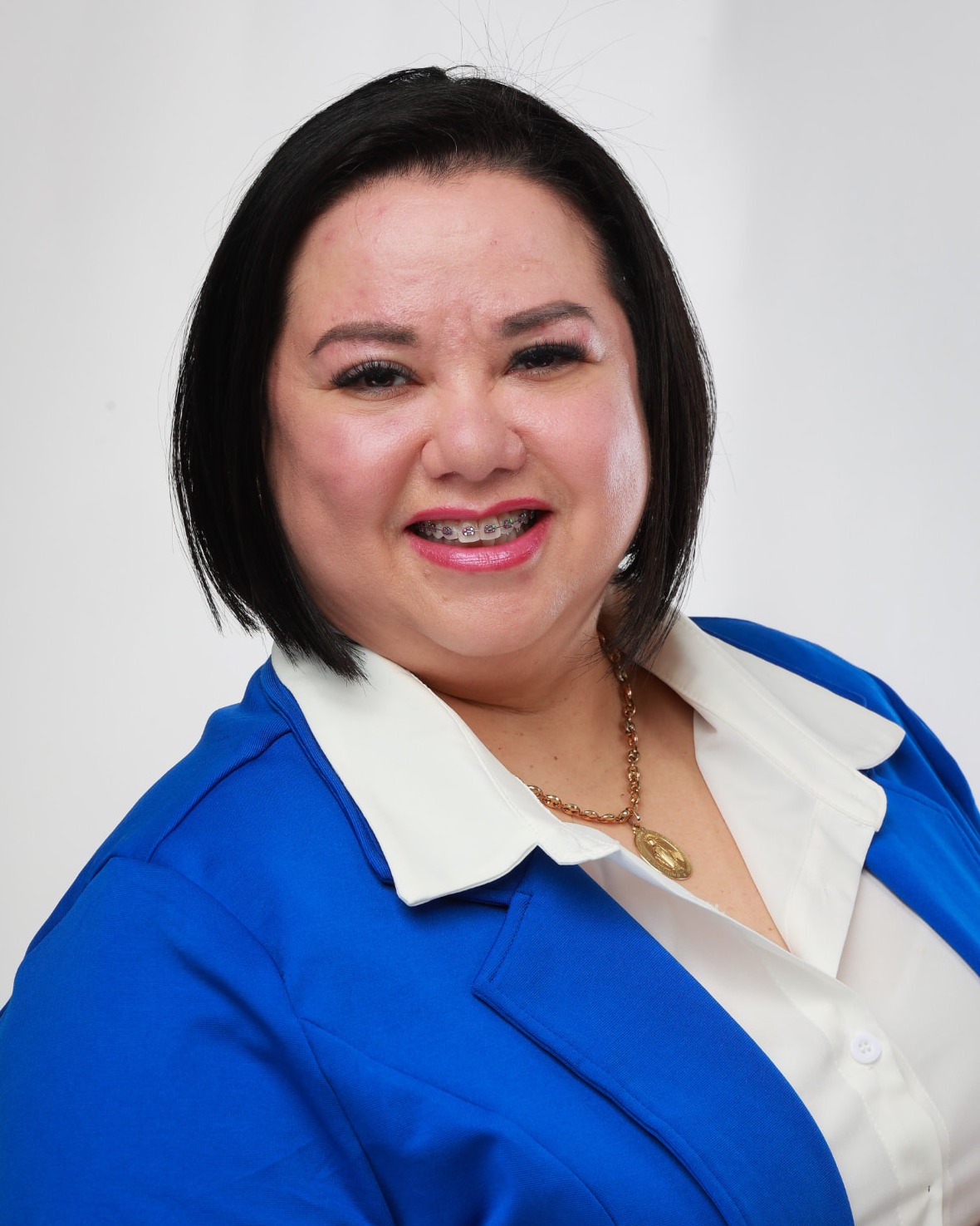 Vanessa Paez — Office Manager, Arreglocredito.com